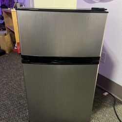 Nice Mini Fridge for SALE