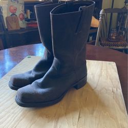 FRYE LEATHER BOOTS 