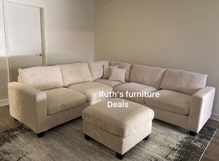 Beautiful 4-Pc Sectional Sofa Set