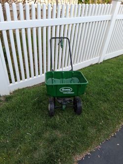 Scott's basic spreader