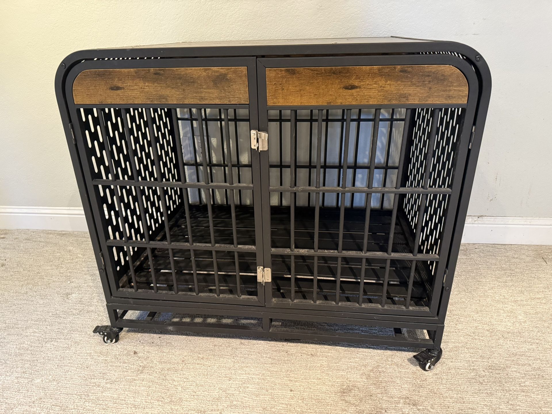 Heavy Duty Metal Crate