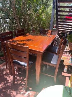 Dining table 6 chairs