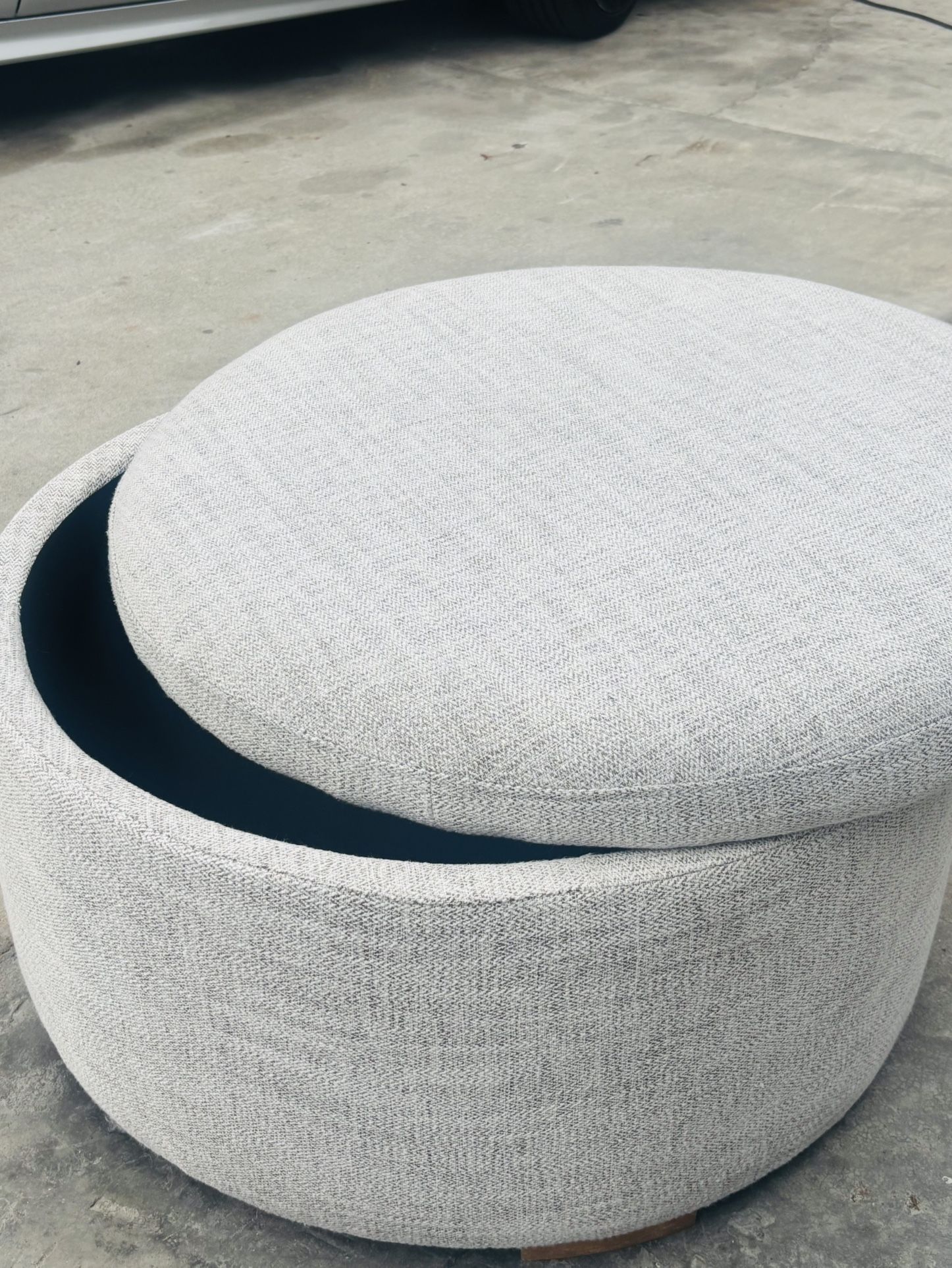 Circle Couch