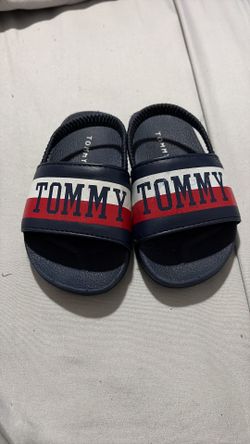 Tommy slides