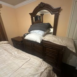 King Bed Wood Frame
