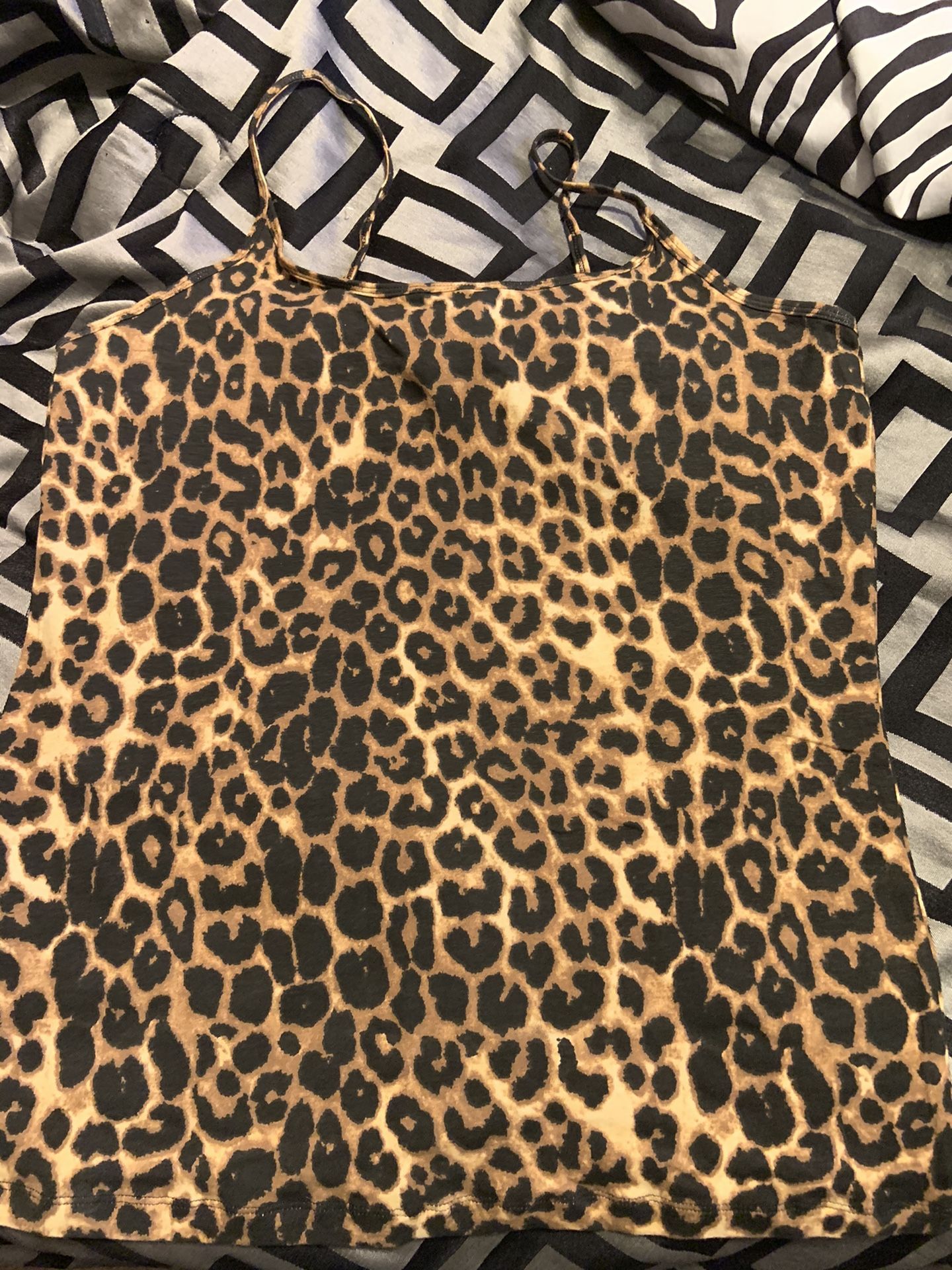 XL cheetah tops