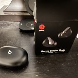 Beats Studio Earbuds