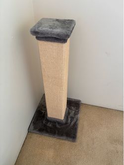 Cat scratching post