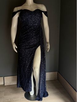 NEW DRESS SIZE LARGE