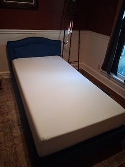 Twin Bed Like New