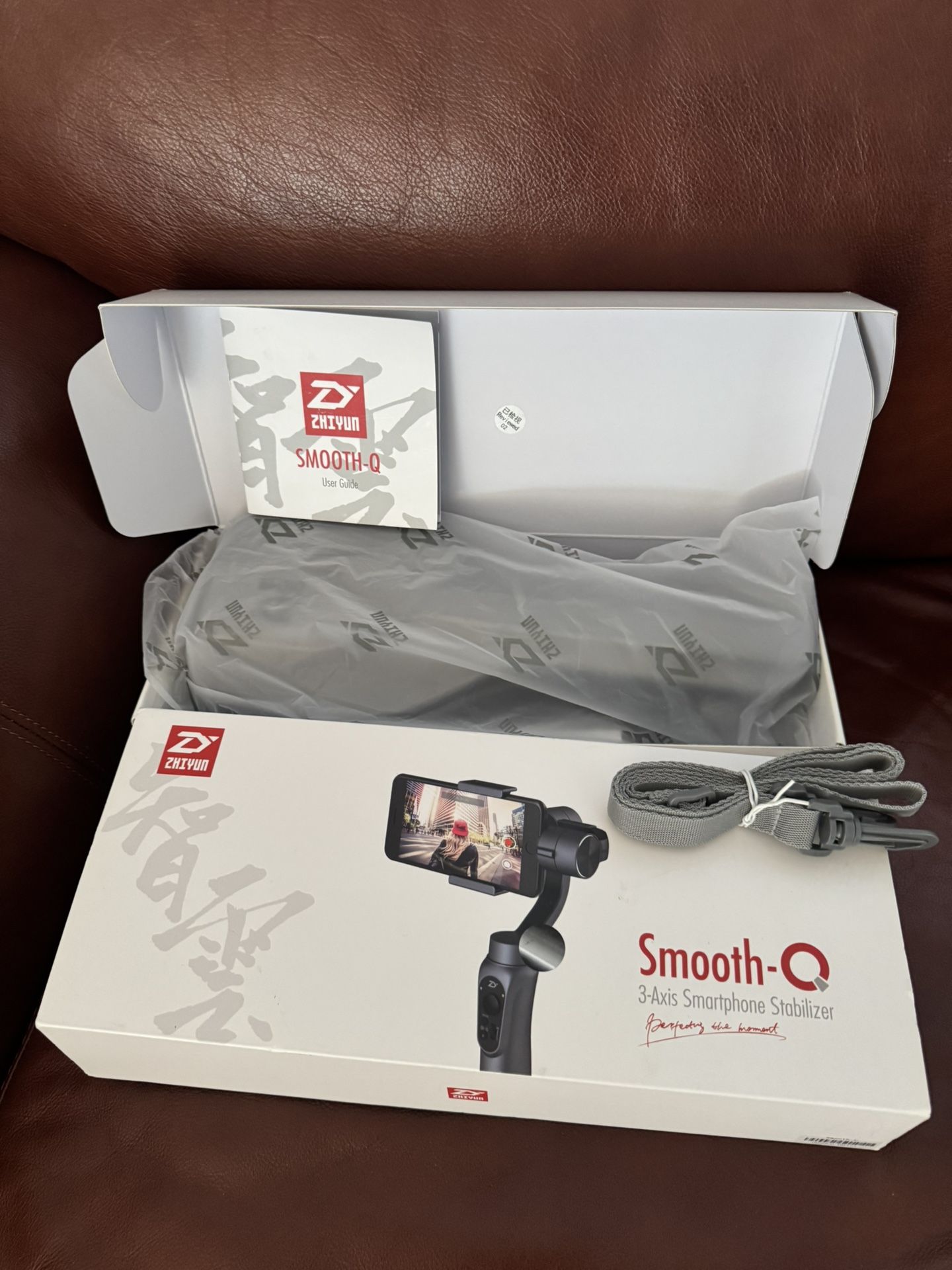 ZHIYUN Smooth-O , 3-Axis Smartphone Stabilizer For iPhone Brand New Just opened Box ( Read Description Below More ).