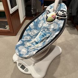 Mama too Baby Rocker