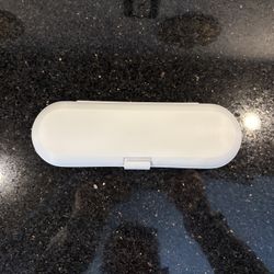 Philips Sonicare Traveling Case Only that Holds One Toothbrush & Two Heads White