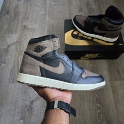Air Jordan Retro 1 Palomino Sz 12