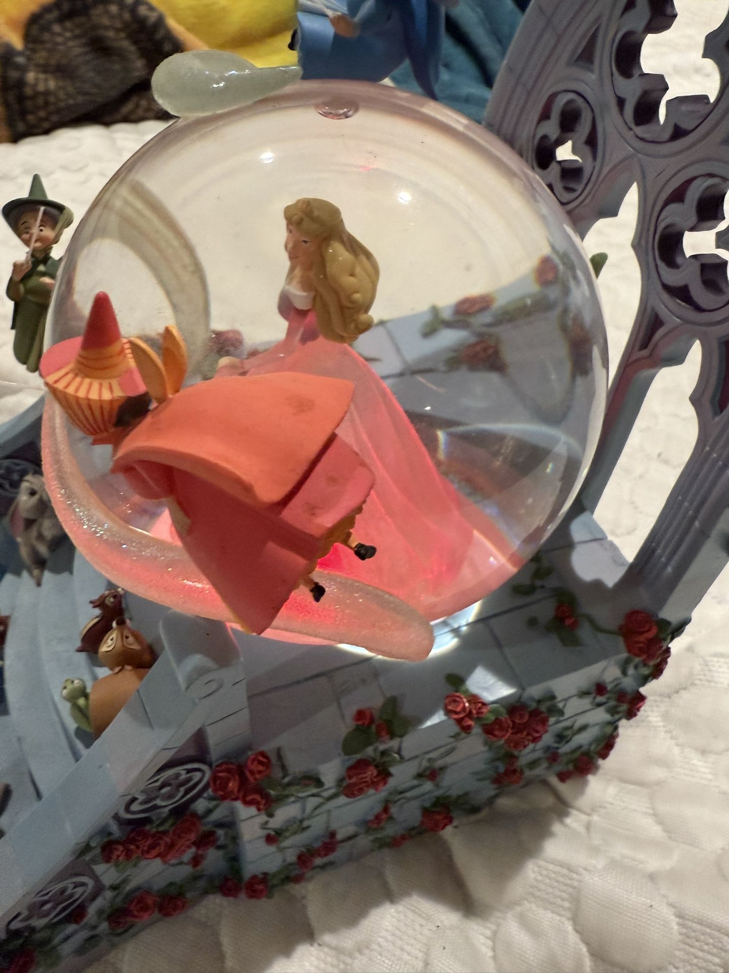 Disney Sleeping Beauty Aurora with Fairies Snow Globe Music Lights