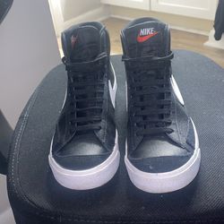 Blazer Mid ‘77 Vintage - Mens Size 4.5