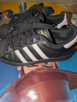 Adidas superstar shoes size 4 1/2
