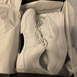 Kobe 8 Halo Size 8.5 