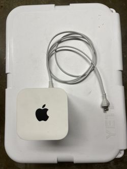 Apple AirPort Extreme Base Station