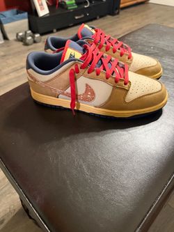 Nike dunk low sz 9