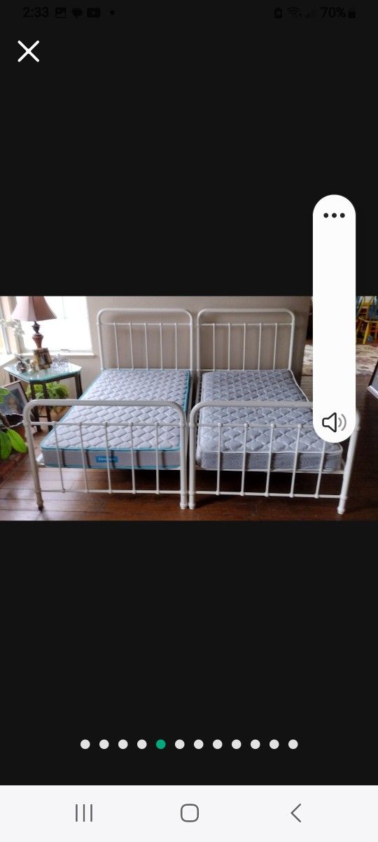 Twin Bed With Mattress 