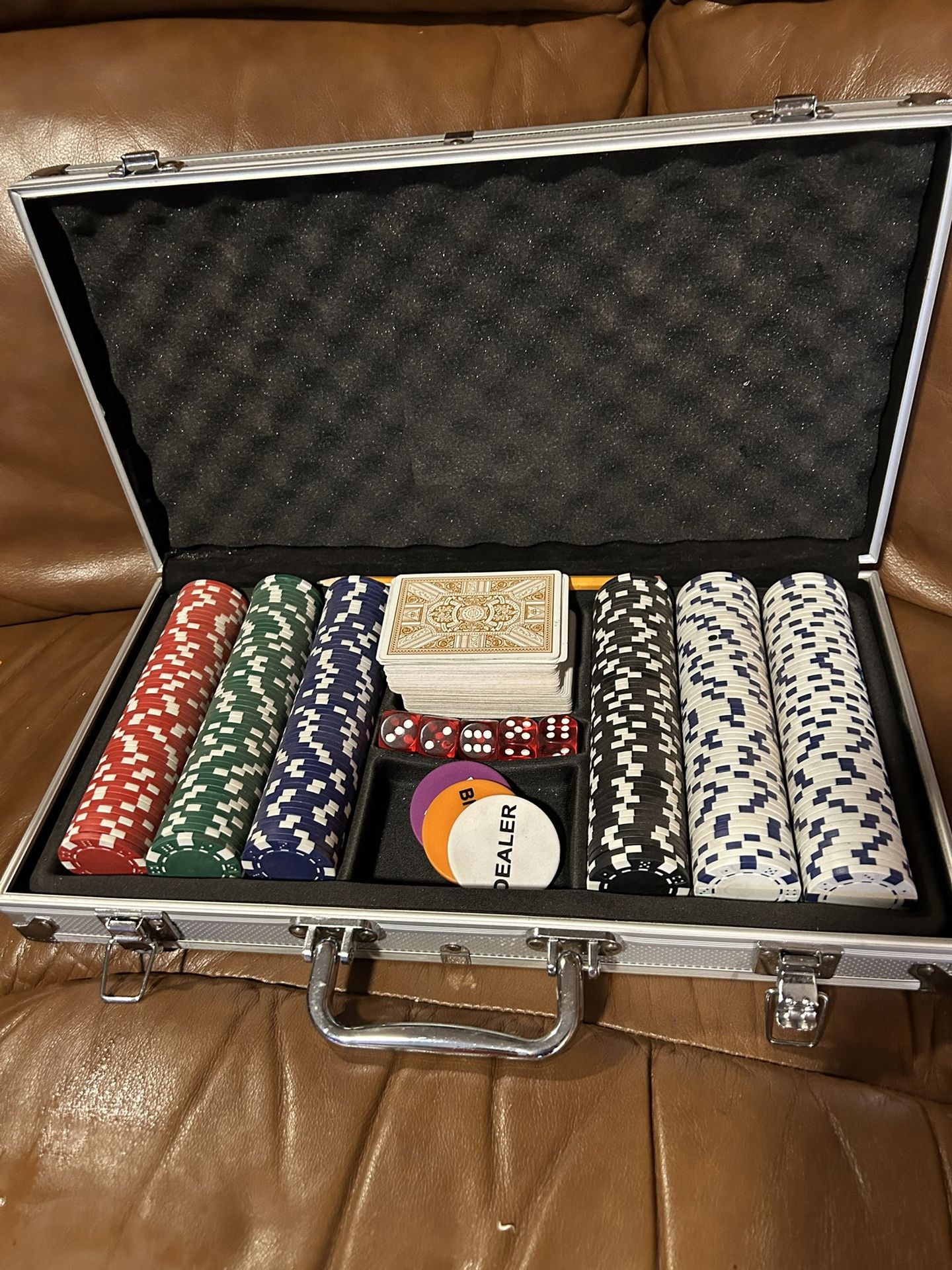 Never Used 300-piece Poker Chip Set