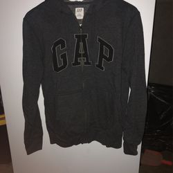 GAP sweater