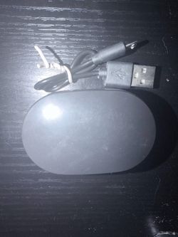 Bluetooth Earbuds with usb charger