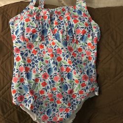 New One Piece Size Small 4-6 