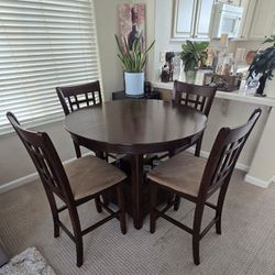 "Ashley" Oak Dining Table Set (w/extension leaf) - $195
