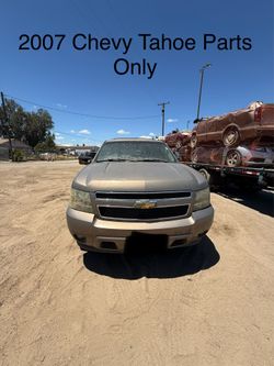 2007  Chevy Tahoe 5.3 Automatic Transmission 4x2  Parts Only