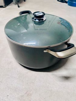 Pot for sale only $40