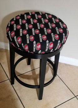 Bar stool
