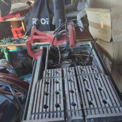 Husky Tile Saw