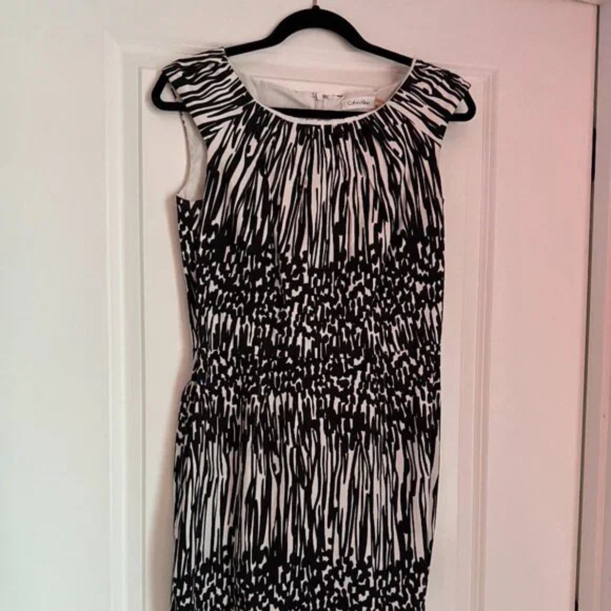Calvin Klein Professional Dress - Size 6