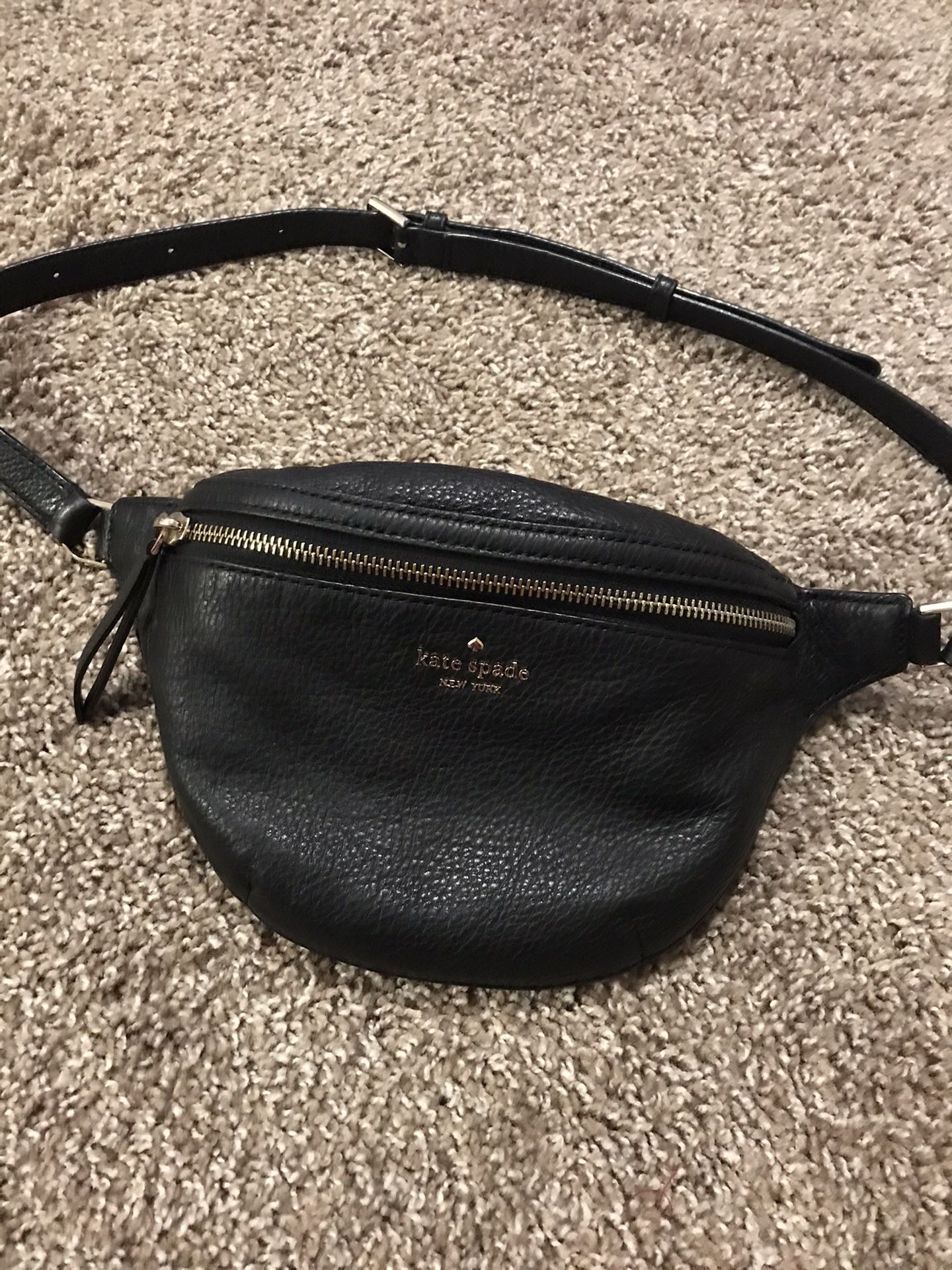 Kate spade Fanny pack 50$