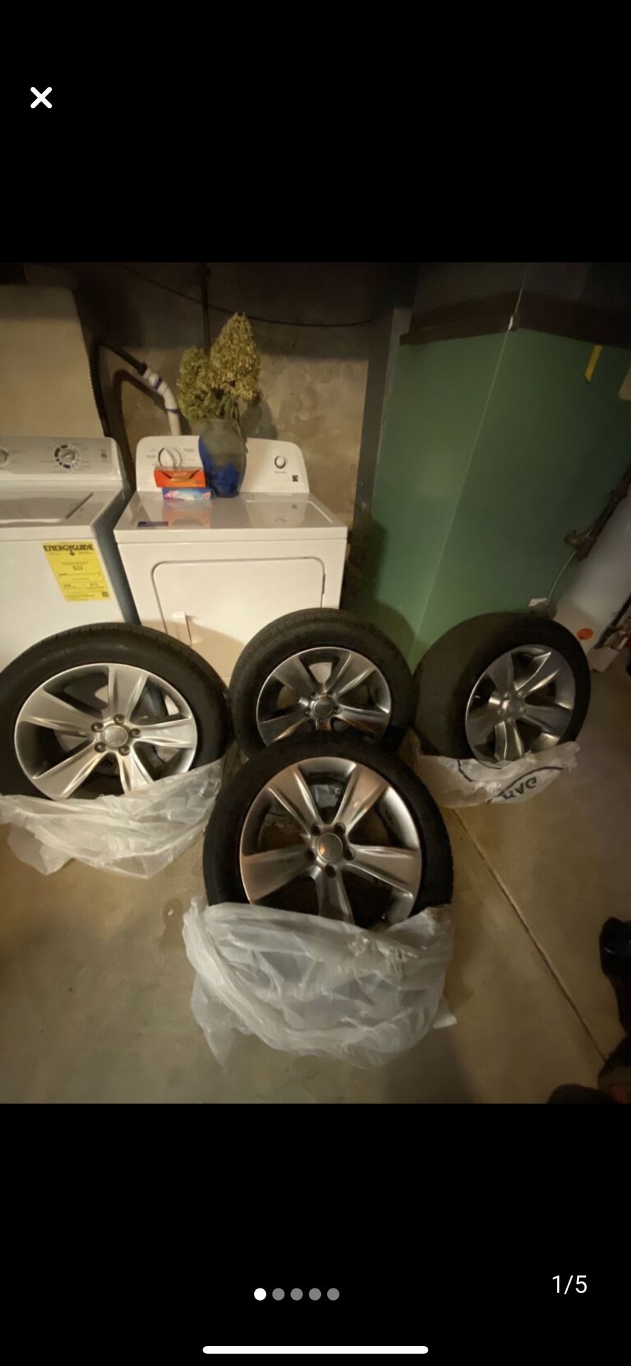 Dodge Charger tires and rims