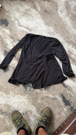 Torrid Women’s Black Wrap Blouse Size 2 (2X) Long Sleeve Tie Front Top