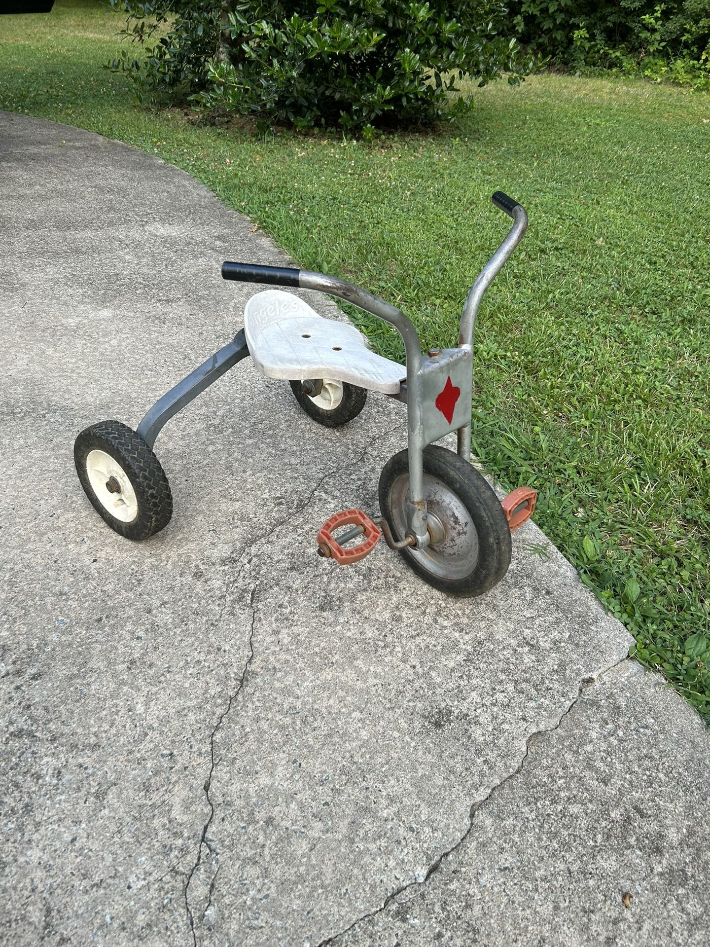 Vintage Angeles Trike