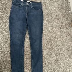 Levi’s skinny jeans