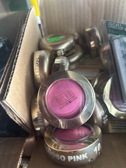 Milani Baked Blush – Luminoso Pink Lot