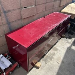 snap on tool box 