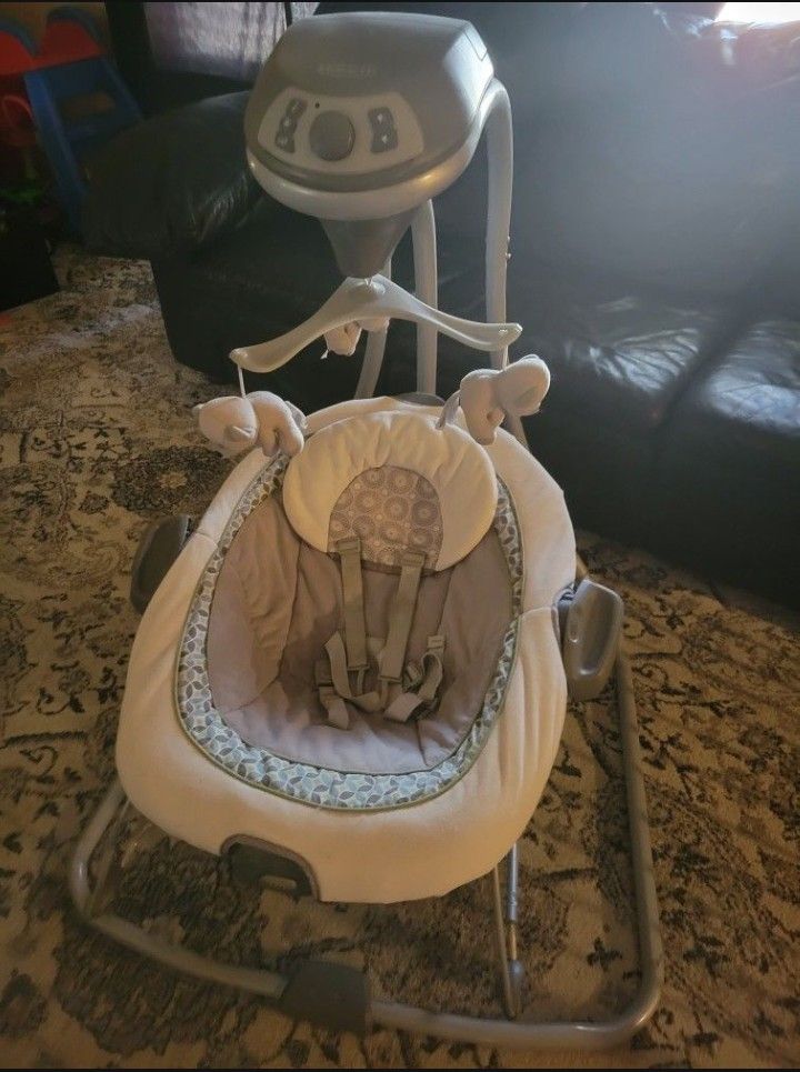 2 In 1 Baby Swing And Bouncer - Rechargeable Batteries Included!