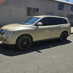2013 Nissan Pathfinder