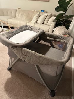 Nuna SENA™ aire Travel Crib