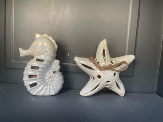 Bathroom fragrance holders