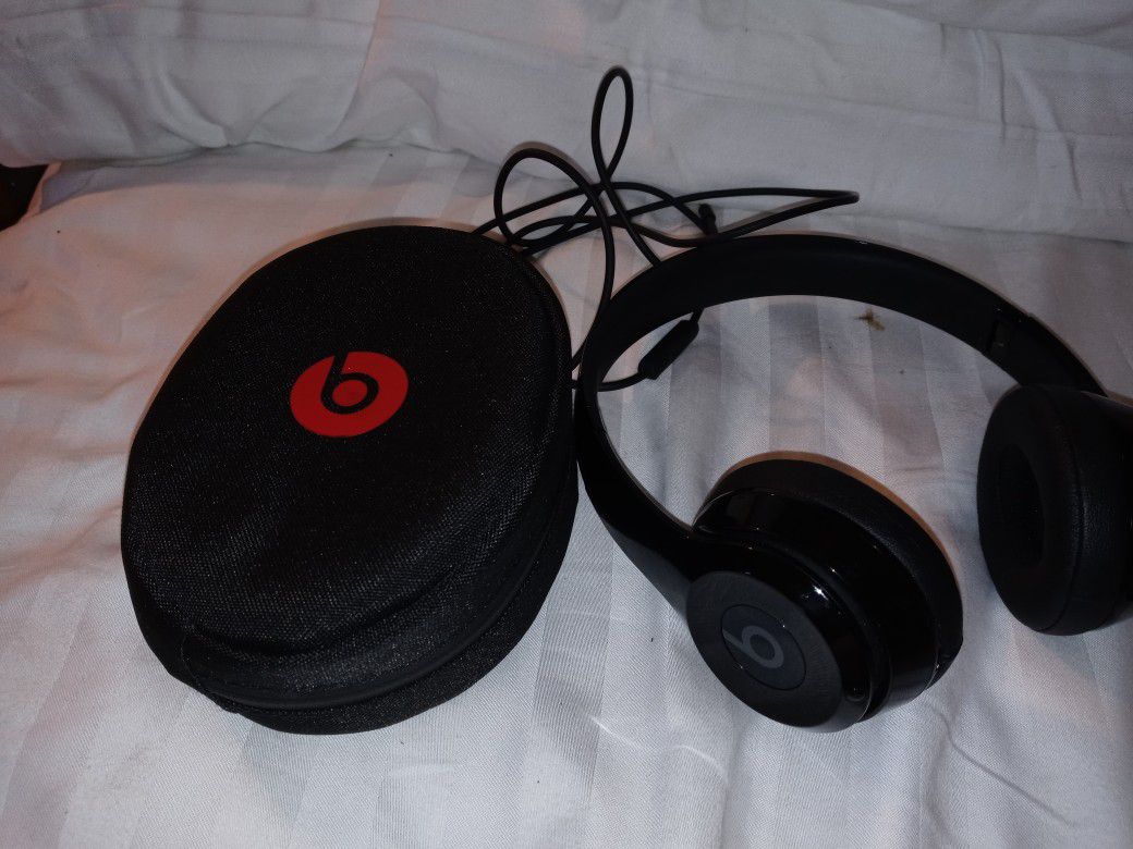Beats By Dre Solo 3 Headphones Brand New