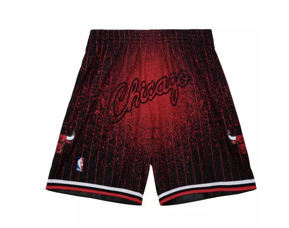 Mitchell & Ness Men's Chicago Bulls Spray Paint Swingman Shorts Size Medium