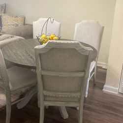 Dining room set