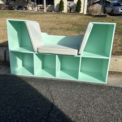 Kids Bookshelf And Bench For Reading 